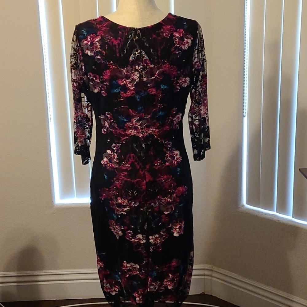 Dress - Picture 5 of 7
